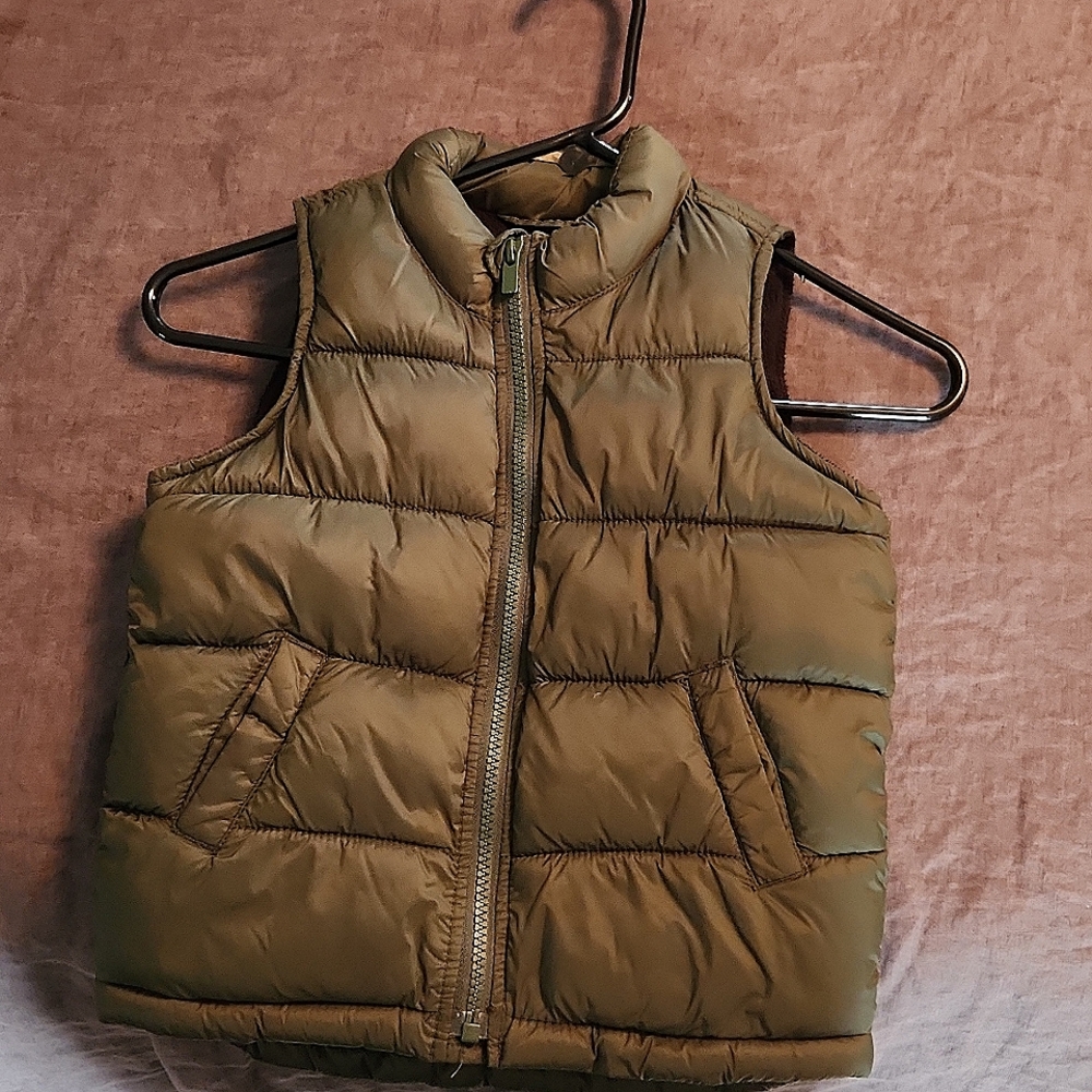 Old Navy Vest size 5T Olive Green
